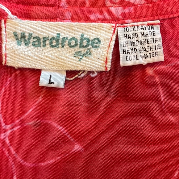 Versatile jacket - Picture 2 of 5